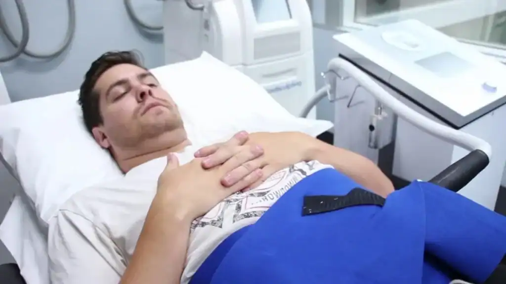 Transforming Bodies: Celebrity Success Stories and the Truth Behind Body Contouring 2 Image of male having body contouring Stratford-upon-Avon treatment